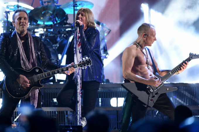 Посбръчканите крале на брилянтния роксаунд Def Leppard ще издадат новия